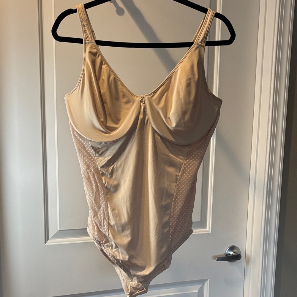 Bali Women's Cream Shapewear Bodysuit